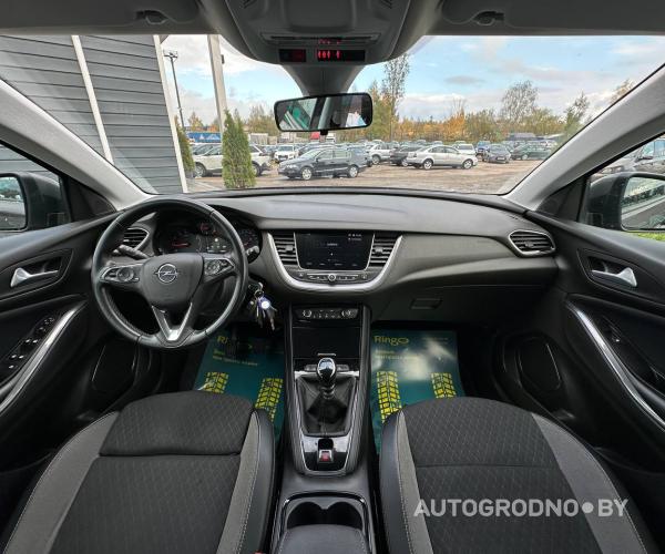 https://autogrodno.by/media/com_expautospro/images/big/_68f49e760e2e1.jpg