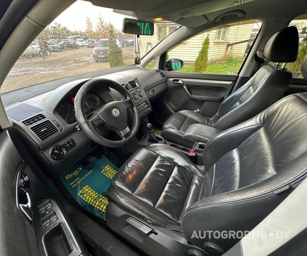 https://autogrodno.by/media/com_expautospro/images/big/_68f519823378f.jpg