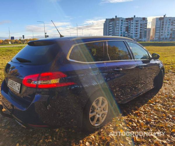 Peugeot 308  2015