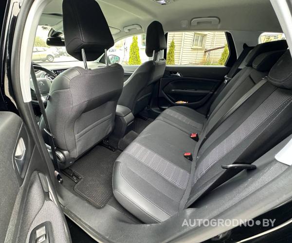 https://autogrodno.by/media/com_expautospro/images/big/_68f74b98a7ac4.jpg