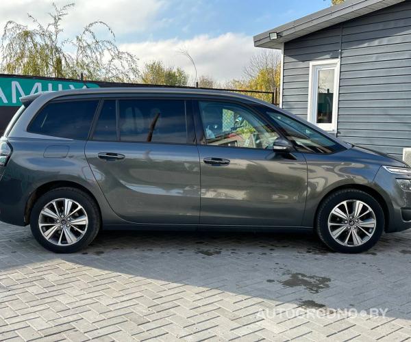 https://autogrodno.by/media/com_expautospro/images/big/_68f7bf1abf9a6.jpg