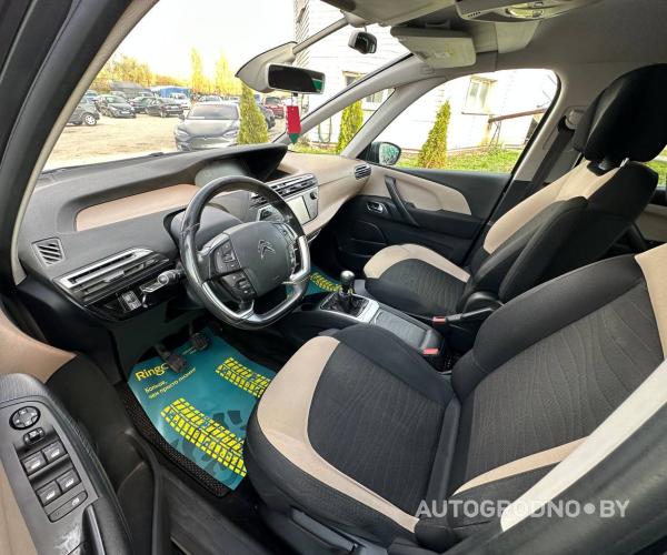 https://autogrodno.by/media/com_expautospro/images/big/_68f7bf1b005fa.jpg