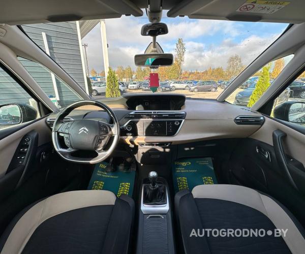 https://autogrodno.by/media/com_expautospro/images/big/_68f7bf1bcc9cf.jpg