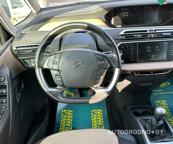 https://autogrodno.by/media/com_expautospro/images/big/_68f7bf1c0bcc8.jpg