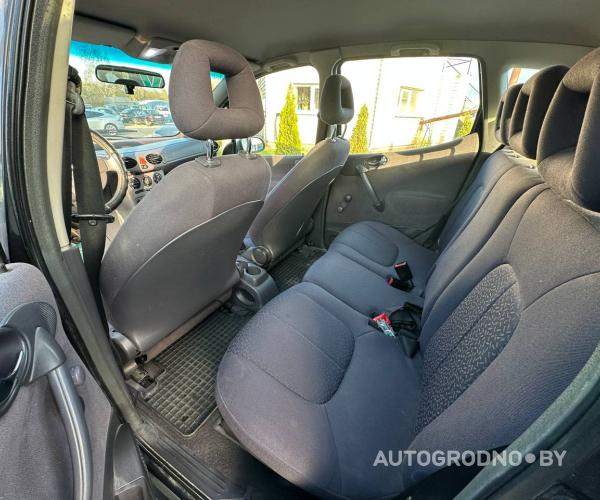 https://autogrodno.by/media/com_expautospro/images/big/_68f7c5f57cbfd.jpg
