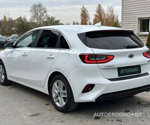 https://autogrodno.by/media/com_expautospro/images/big/_68fa058ec1586.jpg