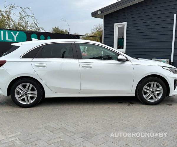 https://autogrodno.by/media/com_expautospro/images/big/_68fa058f390fb.jpg