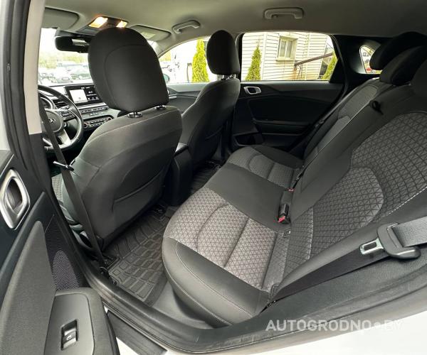 https://autogrodno.by/media/com_expautospro/images/big/_68fa058fa49b2.jpg