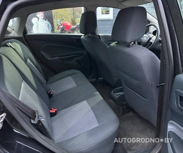 https://autogrodno.by/media/com_expautospro/images/big/_68fdfd36bdbb9.jpg
