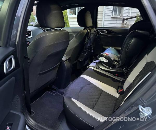 https://autogrodno.by/media/com_expautospro/images/big/_68fe19c04a206.jpg