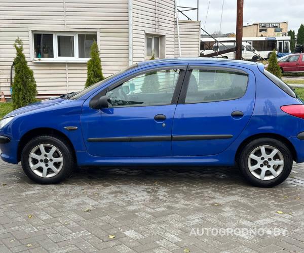 https://autogrodno.by/media/com_expautospro/images/big/_68fe353f3a74e.jpg