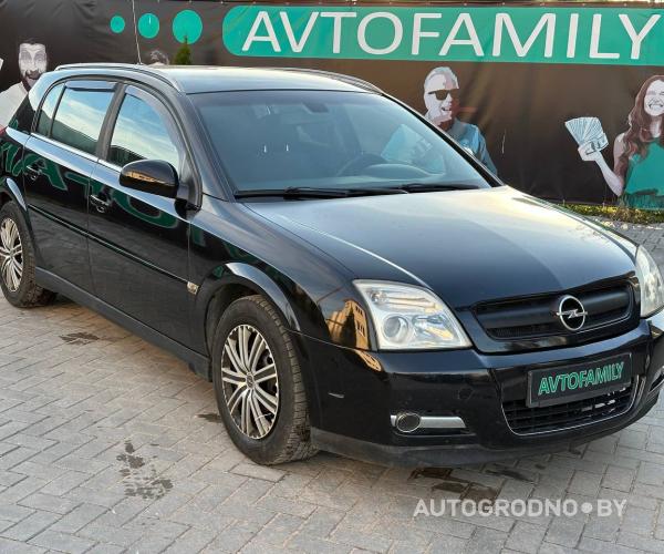 Opel  Signum  2003