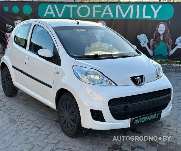 Peugeot 107  2011