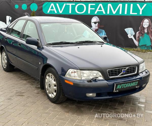 Volvo S40  2004