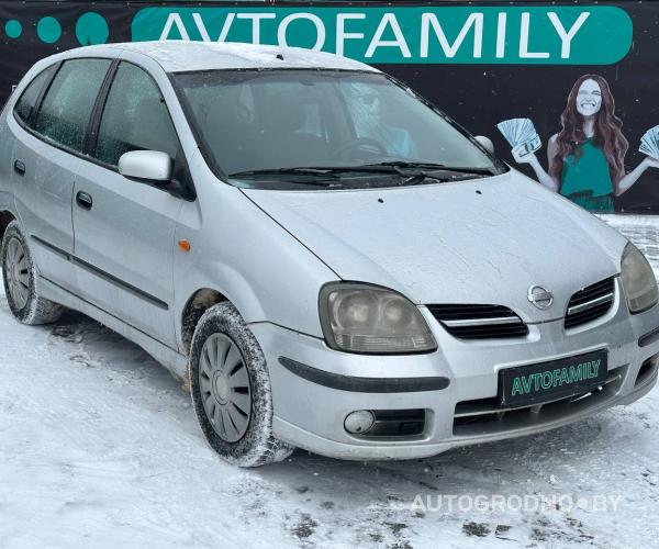 Nissan Almera Tino 2004