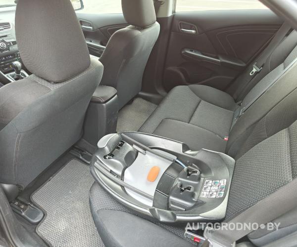 https://autogrodno.by/media/com_expautospro/images/big/avtomobili_honda_civic_68447dbcc298b.jpg