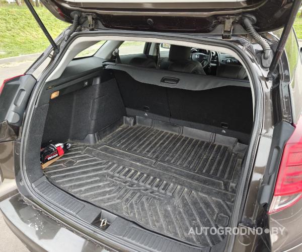 https://autogrodno.by/media/com_expautospro/images/big/avtomobili_honda_civic_68447dbd0423f.jpg