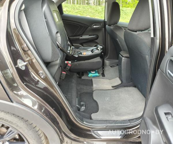 https://autogrodno.by/media/com_expautospro/images/big/avtomobili_honda_civic_68447dbd70a43.jpg