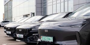 Ввоз автомобилей Geely ограничили в Беларуси – в чем суть