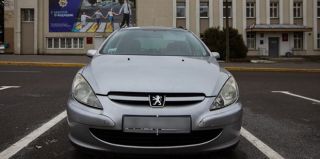 Гродненец хотел поставить автомобиль на учет, но в ГАИ его ждал неприятный сюрприз. "Машиной пользоваться не могу, сбыть ее – тоже"