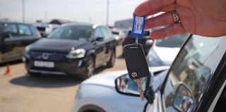 Некоторым продавцам авто в Беларуси нужно подать декларацию в налоговую. Срок – до апреля