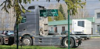 Сколько литовских фур еще осталось в Беларуси и как действует лимит на ввоз топлива в Литву?