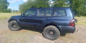 "Извини, но эту машину ты мне должен вернуть". Белорус купил Mitsubishi Pajero у перекупа, а после получил странные угрозы