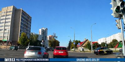 ГАИ Гродно привлекла к ответственности водителей Suzuki и Buick, нарушения которых попали в Сеть