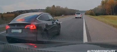 Превью фото к статье Водитель Tesla прославился на всю Беларусь из-за выходки на трассе М6 "Минск-Гродно"...