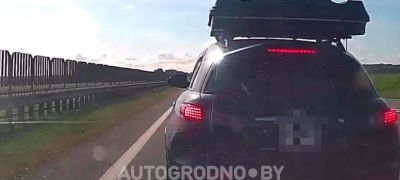 Превью фото к статье Конфликт на трассе М6: водитель Infiniti решил "проучить" за долгую езду в левой полосе...