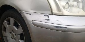 Владелец серебристой Toyota из Гродно ищет того, кто повредил его авто