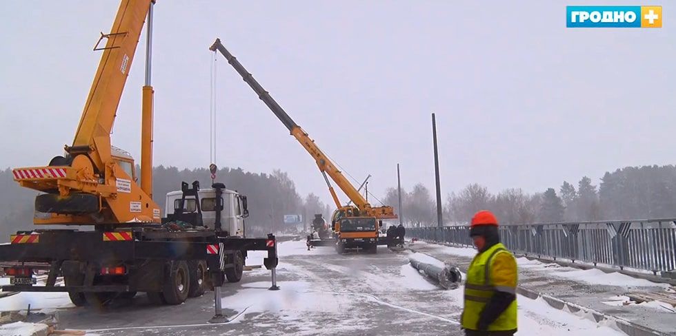 Строители пояснили, когда начнется асфальтирование Нового моста в Гродно