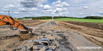 Превью фото к статье Непогода работу не остановила. Экскурсия по стройке новой дороги в сторону Ольшанки...