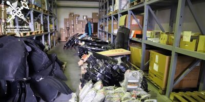 В гараже у гродненца таможенники нашли автозапчасти на 420 тысяч рублей. Их могут конфисковать. Почему?