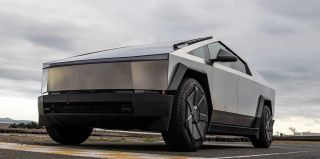 Cybertruck подешевел: Tesla ищет способ оживить спрос