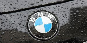 Взялся помочь с продажей BMW, но пропал вместе с автомобилем