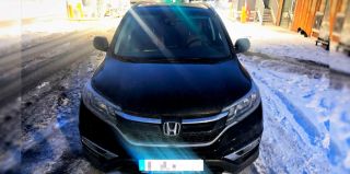 В Беларусь пытались ввезти угнанный в Бельгии Honda CRV. Машину прятали полгода