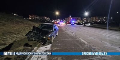 Зима требует дистанции. В Слониме по этой причине пострадала 18-летняя девушка