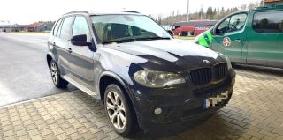 Водитель пытался въехать в Беларусь из Литвы на только купленном BMW X5. Машину изъяли