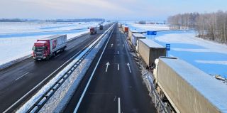 Могли оформить 500 грузовиков, оформили 21...Даже ребенок ответит на вопрос, как работает литовская таможня