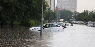Машину затопило из-за ливня – как водителю в РБ добиться компенсации? Пояснения адвоката