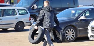 В Беларуси законодательно закрепили требования к утилизации шин и моторных масел