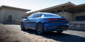 Tesla больше не самый популярный производитель электрокаров: его обошел китайский бренд