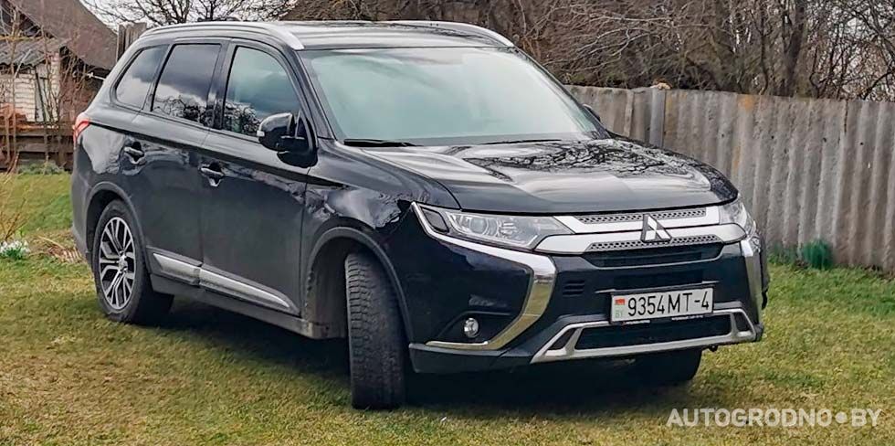 У белоруса в Варшаве угнали Mitsubishi: "Приехал на пару дней в гости – машина исчезла"