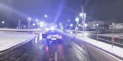 Рано утром в Сморгони женщина шла по "зебре", но водитель ее не заметил