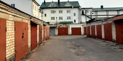 В Лиде из частного гаража пропали колёса. За 4 колеса – до 4-х лет лишения свободы