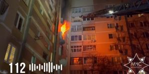 В Гродно на Фомичева горела квартира: работники МЧС спасли человека, еще один погиб. Причина – короткое замыкание электрогрелки