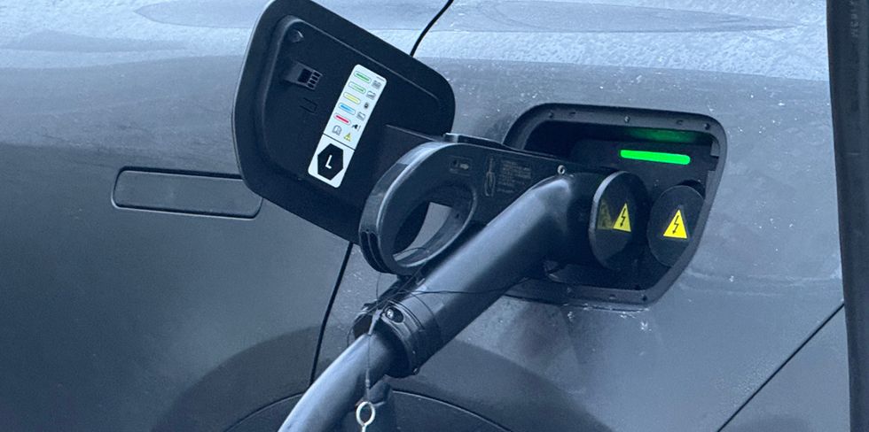 Белорусы стали чаще страховать электромобили: сколько выплачивают по КАСКО