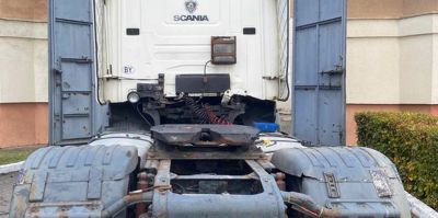 Белорус хотел продать тягач, но в ГАИ отказали из-за коррозии VIN. Оказалось, что VIN от ржавчины уже спасали