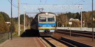 С 1 мая для пенсионеров вернется скидка на проезд в электричках